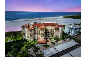 180 Seaview Ct 1002, Marco Island