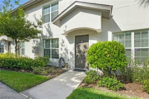 9077 Gervais Cir 902, Naples