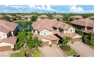 6626 Alden Woods Cir 101, Naples