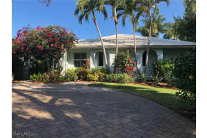 677 18th Ave S, Naples 677 18th Ave S, Naples