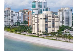 4051 Gulf Shore Blvd N 200, Naples