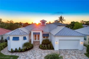 27080 Flamingo Dr, Bonita Springs
