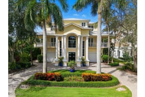 680 Waterside Dr, Marco Island