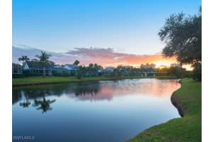 6817 Sand Pointe Cir 4, Naples