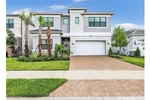 20581 Fair Oak Ln, Estero