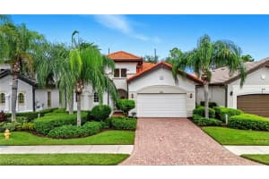 7840 Valencia Ct, Naples