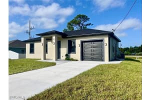 56 Floyd Ave S, Lehigh Acres