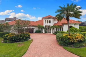 709 Jamestown Ln, Naples