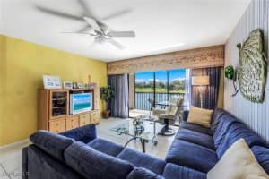 460 Fox Haven Dr 1206, Naples
