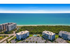 3 Bluebill Ave 207, Naples