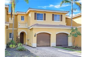 20720 Brassy Pine Way 29, Estero