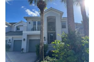 9301 Indigo Isle Ct 202, Estero