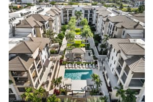 1030 3rd Ave S 319, Naples