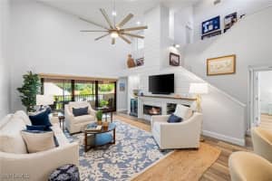 629 Serendipity Dr 629, Naples