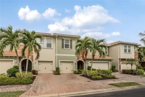 10808 Alvara Point Dr, Bonita Springs