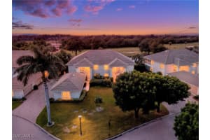 8291 Grand Palm Dr 4, Estero