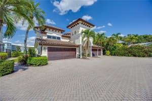 1311 Chesapeake Ave 4a, Naples