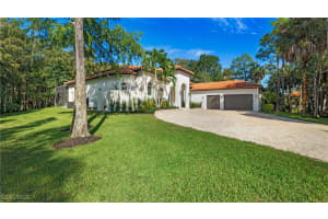 111 17th St Nw, Naples