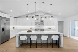 12888 Valewood Dr, Naples