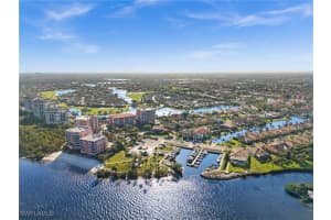 11660 Pointe Circle Dr, Fort Myers