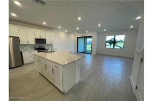 4149 Sonoma Oaks Cir, Naples