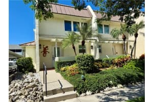 800 River Point Dr 534, Naples 800 River Point Dr 534, Naples