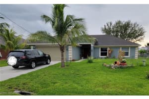 423 Windermere Dr, Lehigh Acres