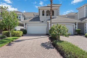 9224 Campanile Cir 202, Naples