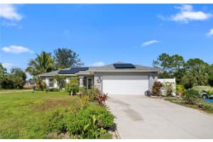 3218 43rd St W, Lehigh Acres