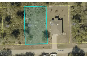 2522 71st St W, Lehigh Acres