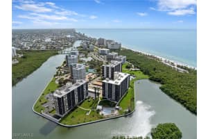 15 Bluebill Ave 1105, Naples