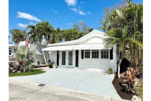 159 Cheetah Dr 159, Naples