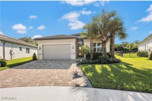 11453 Jacaranda Dr, Naples