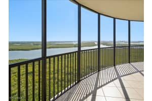 1050 Borghese Ln 1804, Naples