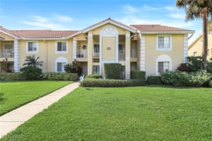 7767 Jewel Ln 203, Naples