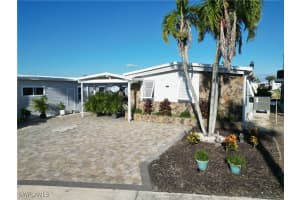 17831 Eglantine Ln, Fort Myers Beach