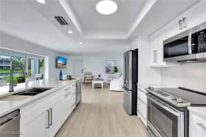 1155 Sandpiper St A7, Naples 1155 Sandpiper St A7, Naples