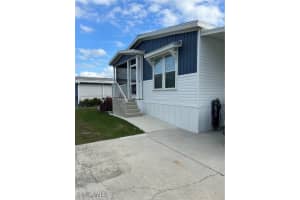 240 Ocean Reef Ln, Naples