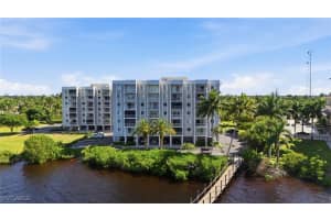 2875 Palm Beach Blvd 202, Fort Myers 2875 Palm Beach Blvd 202, Fort Myers