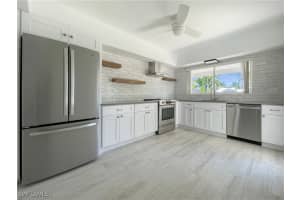 1235 Diana Ave, Naples