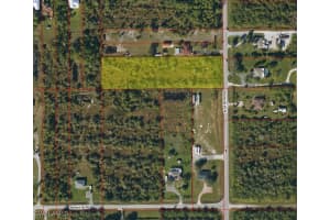 2625 Desoto Blvd N, Naples