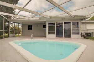 326 Canyon Dr N, Lehigh Acres