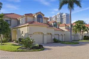 7056 Pelican Bay Blvd B105, Naples
