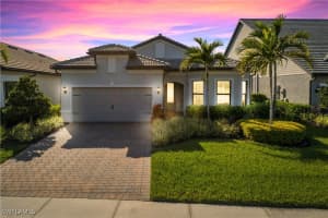 19228 Aqua Shore Dr, Fort Myers