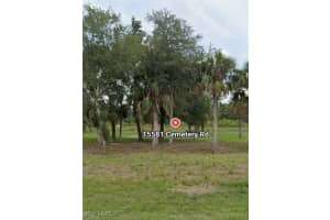 15581 Cemetery Rd, Fort Myers