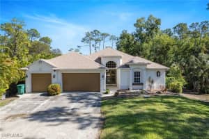 1158 Oakes Blvd, Naples