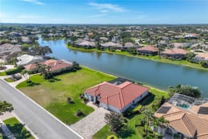 8945 Lely Island Cir, Naples