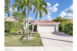 164 Sabal Lake Dr, Naples