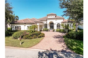 6891 Lakewood Isle Dr, Fort Myers