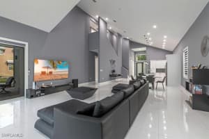 4029 2nd Ave Se, Naples